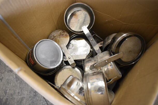 ALL ONE MONEY! Lot of Various Metal Sternos for Chafing Dish! 6.5x3.5x2 - Image 2 of 3