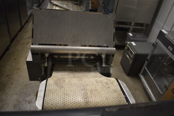 Townsend 9000 Stainless Steel Commercial Floor Style Automatic Membrane Skinner on Commercial Casters. 125-250 Volts, 1 Phase. 80x29x54 - Image 4 of 11
