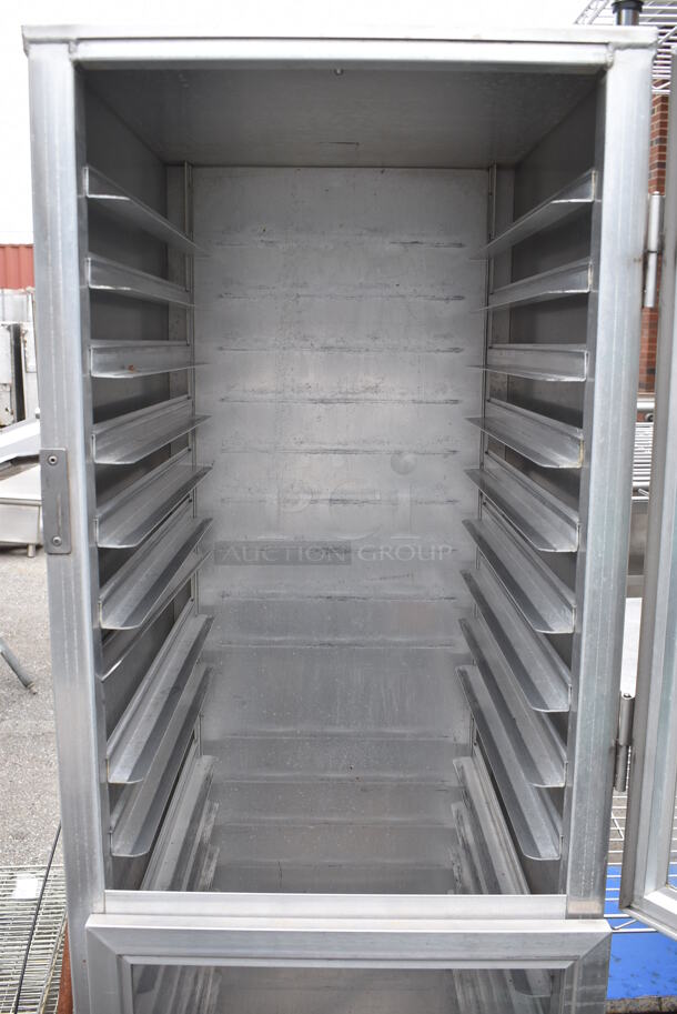 Lockwood Metal Commercial Enclosed Pan Transport Rack w/ View Through Doors on Commercial Casters. - Image 2 of 4