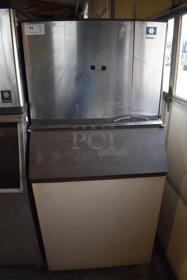 Manitowoc SY0454A Stainless Steel Commercial Ice Head on Commercial Ice Bin. 115 Volts, 1 Phase. 30.5x32x69