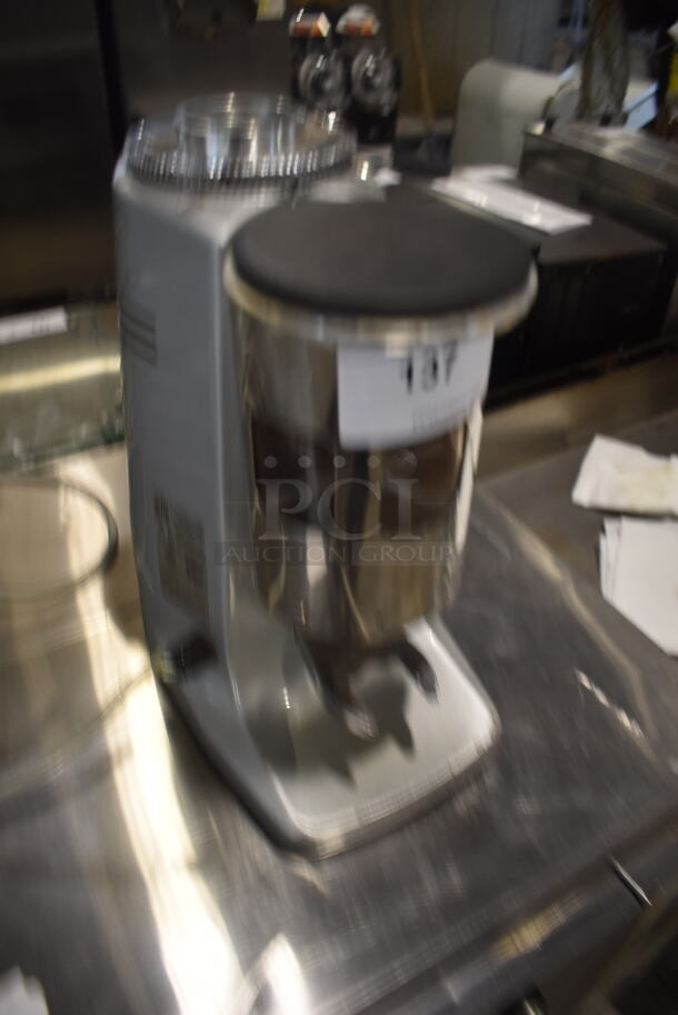 Mazzer Luigi MAJOR AUT Stainless Steel Commercial Countertop Espresso Bean Grinder Base. 110 Volts, 1 Phase. Tested and Working! - Image 2 of 5