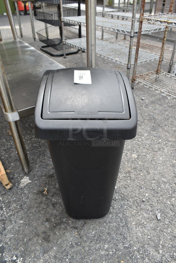 Black Poly Trash w/ Lid. - Image 2 of 4