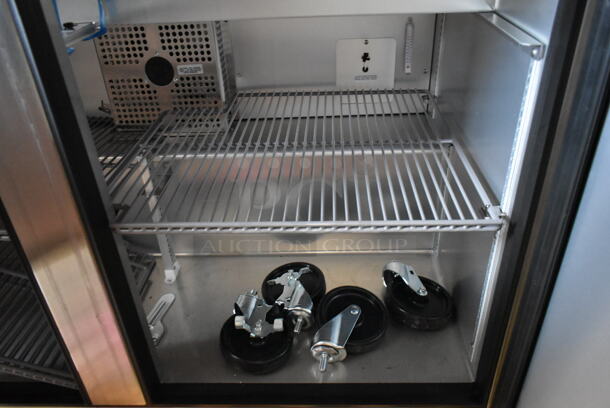 BRAND NEW SCRATCH AND DENT! 2024 True TSSU-48-12-HC Stainless Steel Commercial Sandwich Salad Prep Table Bain Marie Mega Top w/ Commercial Casters. 115 Volts, 1 Phase. Tested and Working! - Image 7 of 10