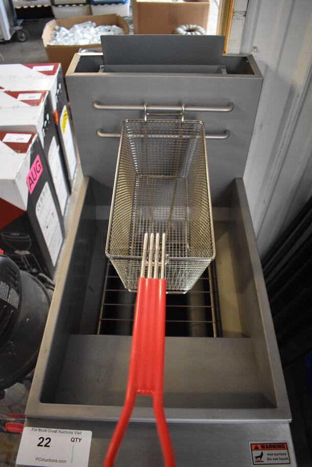 LIKE NEW! 2021 Avantco FF300-N Stainless Steel Commercial Floor Style Natural Gas Powered Deep Fat Fryer w/ 1 Metal Fry Basket. 90,000 BTU. Used a Few Times at Trade Show. 15.5x30x47. Tested and Working! - Image 4 of 6
