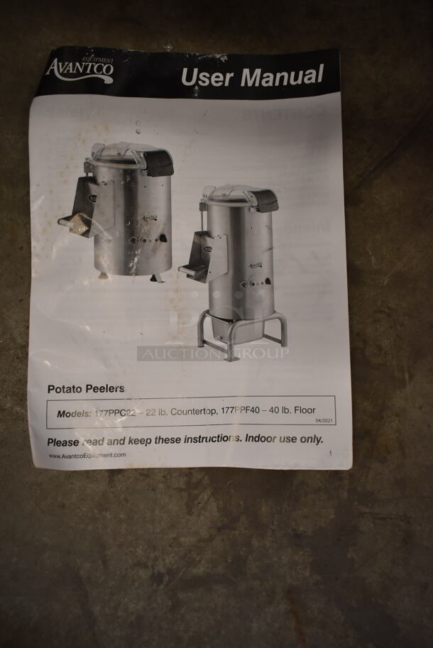 BRAND NEW SCRATCH AND DENT! 2022 Avantco 177PPF40 Stainless Steel Commercial Floor Style 40 Pound Potato Peeler. 120 Volts, 1 Phase. Tested and Working! - Image 4 of 11