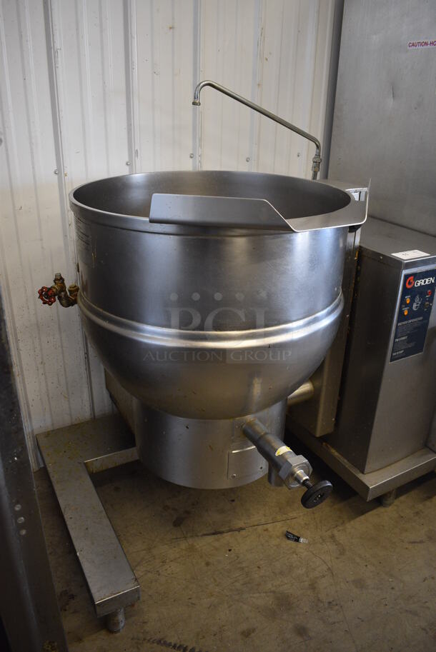 Groen Model DHT/1-40 Stainless Steel Commercial Propane Gas Powered Floor Style 40 Gallon Tilting Steam Kettle. 47x34x52 - Image 8 of 9