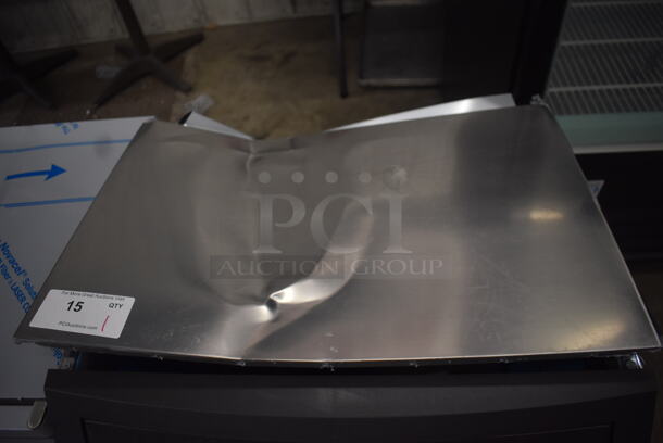 BRAND NEW SCRATCH AND DENT! 2022 Manitowoc UDF0140A NEO 26" Air Cooled Undercounter Full Dice Ice Machine with 90 lb. Bin - 115V 1 Phase - Image 5 of 8