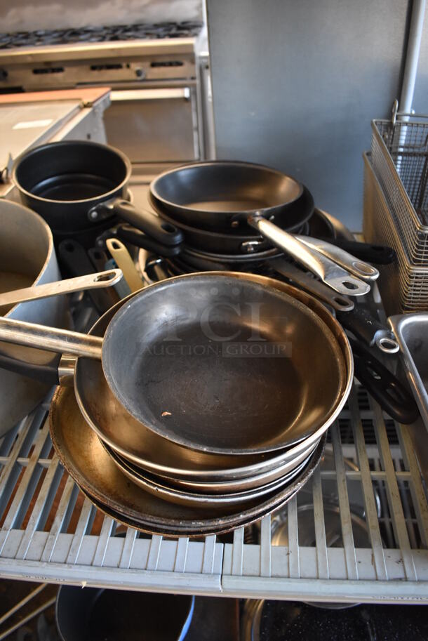 ALL ONE MONEY! Tier Lot of Various Items Including Metal Skillets, Metal Stock Pot, Fry Baskets, China Cap Strainer - Image 7 of 12