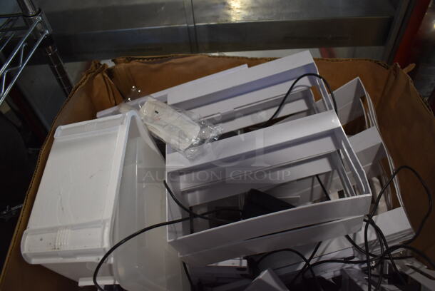 ALL ONE MONEY! Lot of Various White Poly Pieces.  - Image 2 of 4