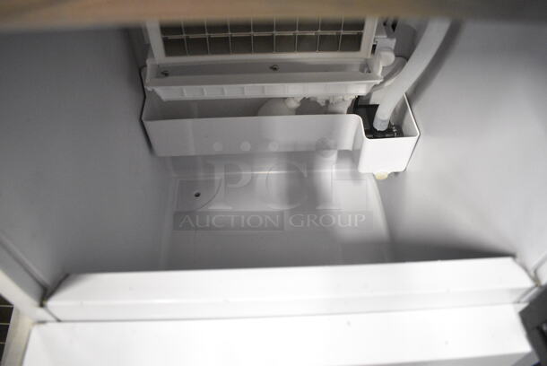 Sozt SDZ-45 Stainless Steel Commercial Undercounter Self Contained Ice Machine. 120 Volts, 1 Phase.  - Image 4 of 6