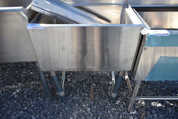 BRAND NEW SCRATCH AND DENT! Regency 600IB1824CP Stainless Steel Commercial Ice Bin w/ Cold Plate. - Image 4 of 5