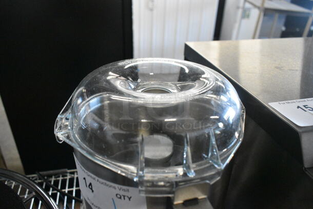 BRAND NEW SCRATCH AND DENT! Robot Coupe R2UB 3 Qt. / 3 Liter Stainless Steel Batch Bowl Food Processor. 120 Volts, 1 Phase. Tested and Working! - Image 5 of 9