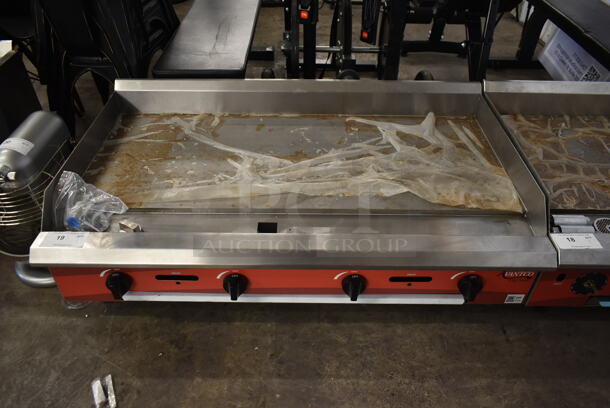 BRAND NEW SCRATCH AND DENT! 2023 Avantco 177CAG48MG Stainless Steel Commercial Countertop Natural Gas Powered Flat Top Griddle. 30,000 BTU. - Image 1 of 6