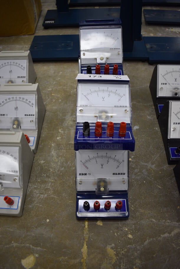 5 Globe EDM-19 Volt Meter in Blue. 5 Times Your Bid! (Main Building) - Image 1 of 3