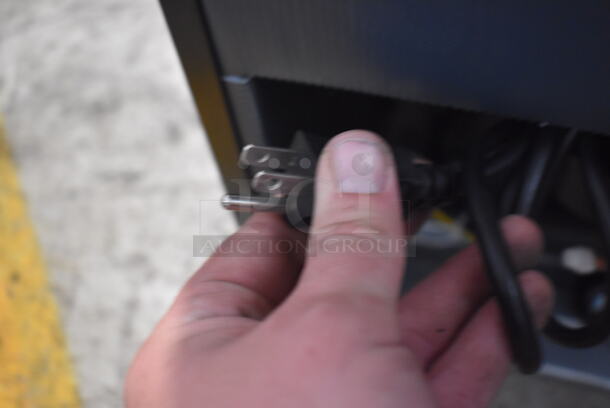 BRAND NEW SCRATCH AND DENT! Whynter FWC-341TS Stainless Steel Commercial Wine Chiller Merchandiser. 115 Volts, 1 Phase. Tested and Working! - Image 6 of 6
