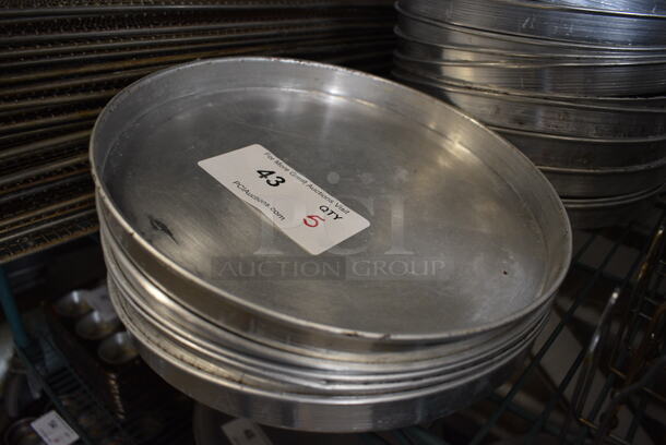 5 Metal Round Baking Pans. 11.5x11.5x1. 5 Times Your Bid! - Image 2 of 2