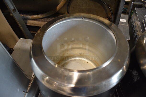 Avantco Model 177S30 Metal Commercial Countertop Soup Kettle Food Warmer. 120 Volts, 1 Phase. 13x13x14. Tested and Working! - Image 3 of 4