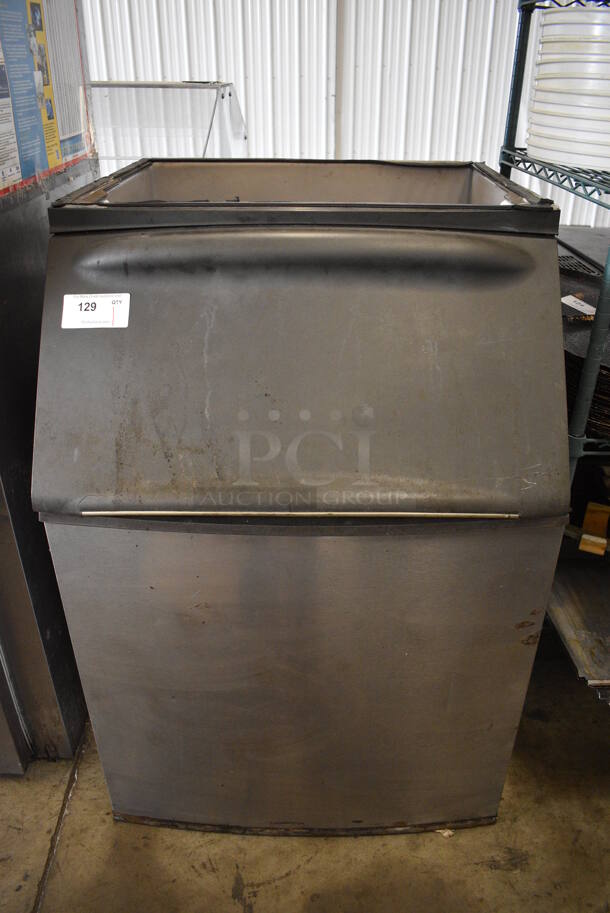 Manitowoc Model B570 Stainless Steel Commercial Ice Bin. 30x35x44.5