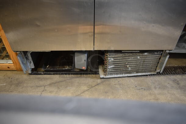 True T-49F Stainless Steel Commercial 2 Door Reach In Freezer w/ Poly Coated Shelves. 115 Volts, 1 Phase. Tested and Powers On But Does Not Get Cold - Image 4 of 8