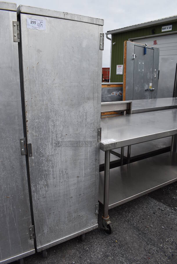 Metal Commercial Enclosed Pan Transport Rack on Commercial Casters. 21x27x66 - Image 2 of 5
