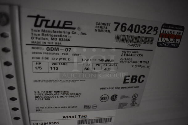 2013 True GDM-07 Metal Commercial Mini Cooler Merchandiser w/ Poly Coated Racks. 115 Volts, 1 Phase. 24x24x39. Tested and Working! - Image 6 of 6