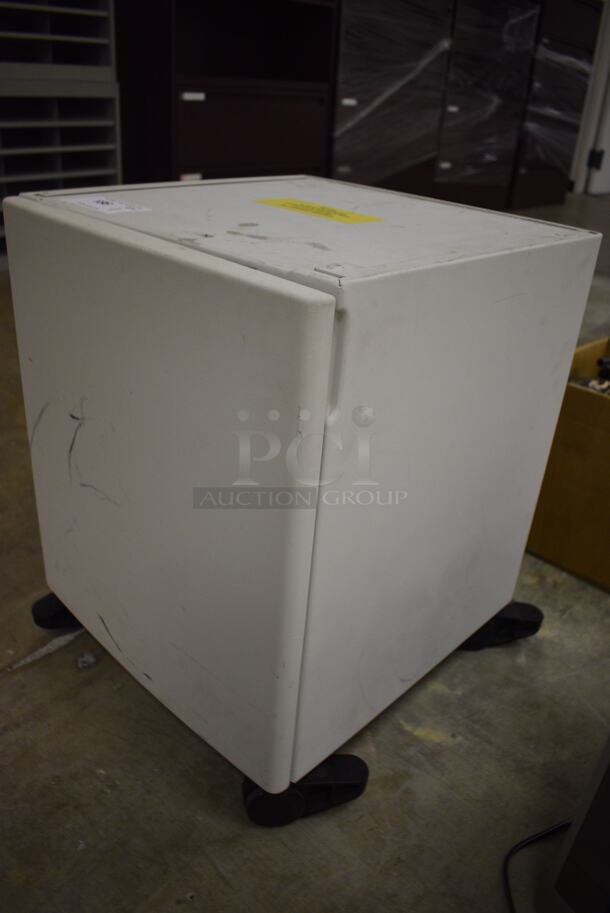 Metal Storage Unit on Wheels With Two Shelves (Main Building) - Image 3 of 4