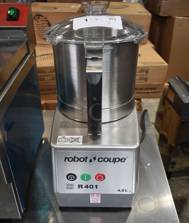 BRAND NEW SCRATCH AND DENT! Robot Coupe R 401 Series A Stainless Steel Commercial Countertop Food Processor w/ Bowl, Lid and S Blade. 120 Volts, 1 Phase. Tested and Working! - Image 2 of 7