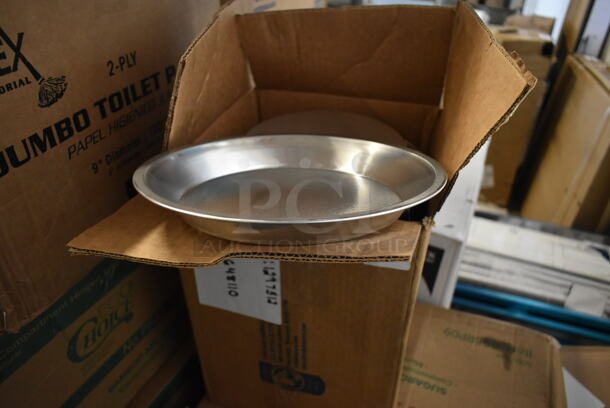 BRAND NEW SCRATCH AND DENT! Chicago Metallic 48110 8 7/8" x 1 1/8" 29 Gauge Aluminum Pie Pan - 144/Case - Image 6 of 8