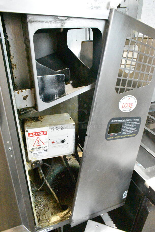 Fresh N Squeeze POS-1 Stainless Steel Commercial Floor Style Automatic Citrus Juicer on Commercial Casters. 120 Volts, 1 Phase. Tested and Working! - Image 5 of 8