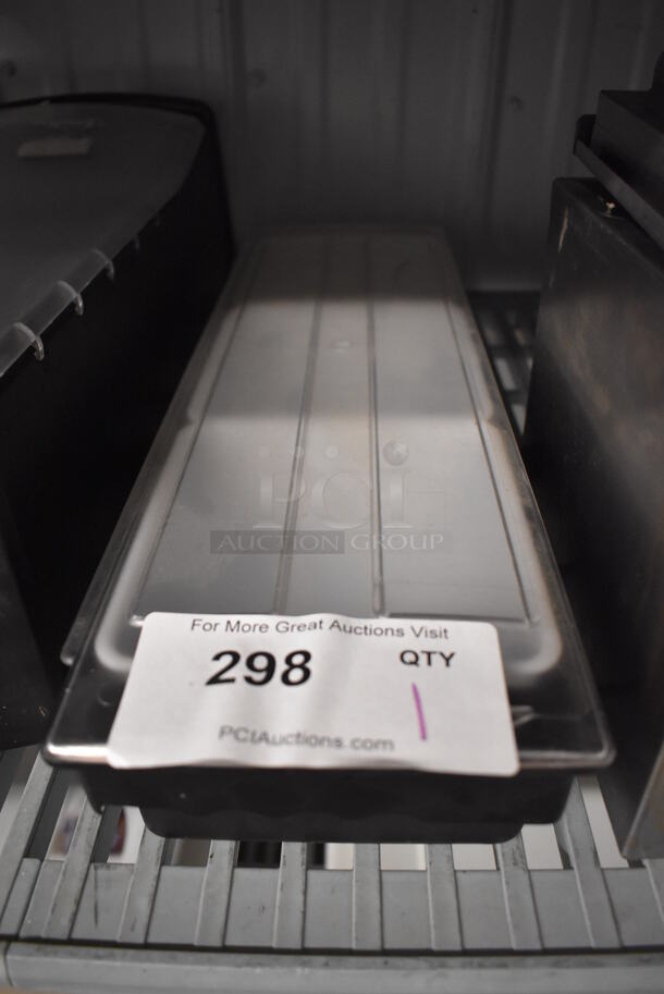 Black and Clear Poly Topping Rail w/ Drop Ins. 20x6x4 - Image 1 of 4