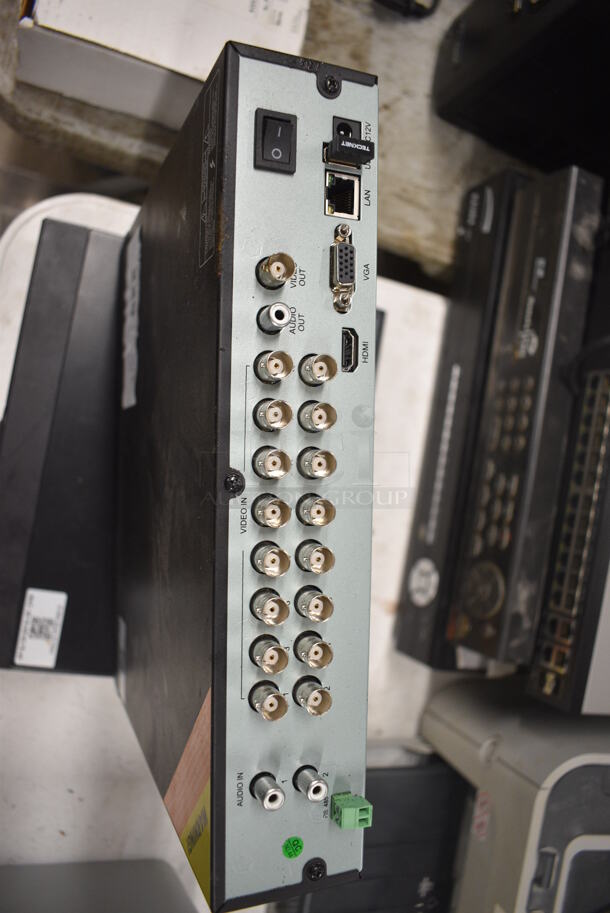 2 Qsee Units; 16 Channel QT5716 and QTH161 16 HD Channels. 12x10.5x2.5. 2 Times Your Bid!  - Image 4 of 4