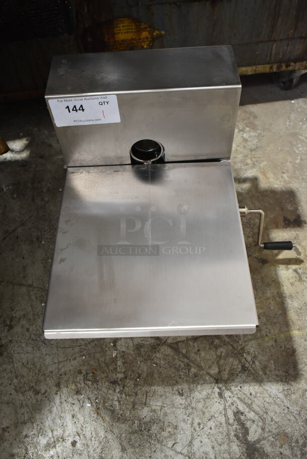 BRAND NEW SCRATCH AND DENT! Backyard Pro 554BMSTM Stainless Steel Commercial Countertop 18 1/2" x 11 3/8" x 13 3/8" Manual Sausage Tying Machine. - Image 3 of 9