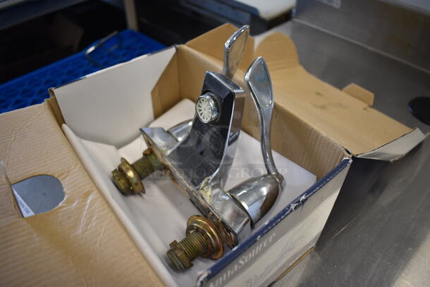 Metal Faucet w/ Handles.  - Image 2 of 3