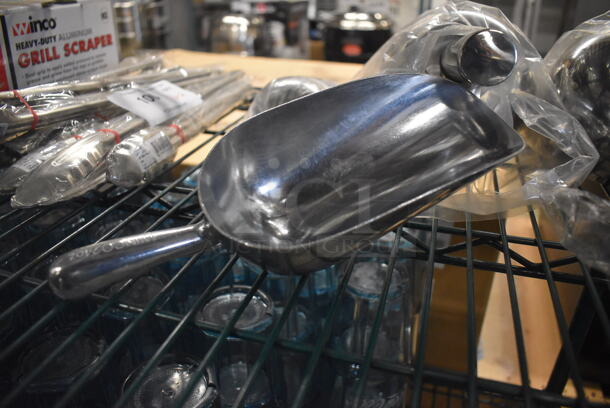 4 BRAND NEW! Metal Ice Scoopers. 11x4x2.5, 12x5.5x5. 4 Times Your Bid! - Image 2 of 4