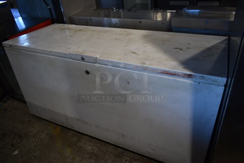General Electric GE FCM 22DJB WW Metal Chest Freezer w/ Hinge Lid. 115 Volts, 1 Phase. Tested and Working!