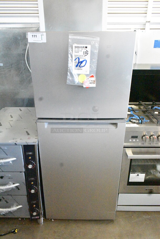 Whirlpool WRT112CZJZ Metal Cooler w/ Freezer. Tested and Powers On But Does Not Get Cold - Image 2 of 8
