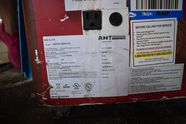 AHT RIO S 175 Metal Commercial Freezer Merchandiser on Commercial Casters. 115 Volts, 1 Phase. Tested and Powers On But Does Not Get Cold - Image 5 of 5