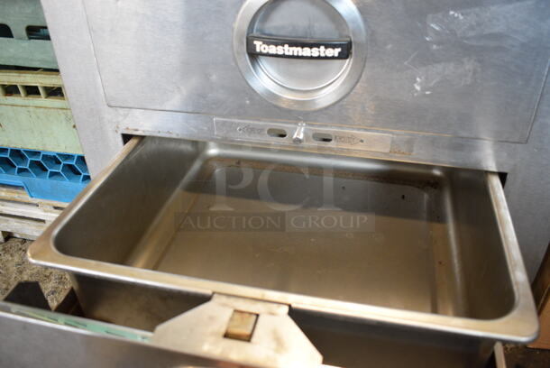 Toastmaster Model 3B20A Stainless Steel Commercial 2 Drawer Warming Drawer. 120 Volts, 1 Phase. 24x23x24. Tested and Working! - Image 4 of 5