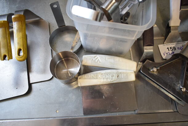 ALL ONE MONEY! Lot of Various Utensils Including Scraper and Spatulas - Image 5 of 5