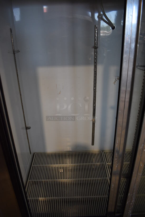 2013 Leader LS54SC Stainless Steel Commercial 2 Door Reach In Cooler Merchandiser w/ Racks. 115 Volts, 1 Phase. 54x30x75. Tested and Working! - Image 5 of 6