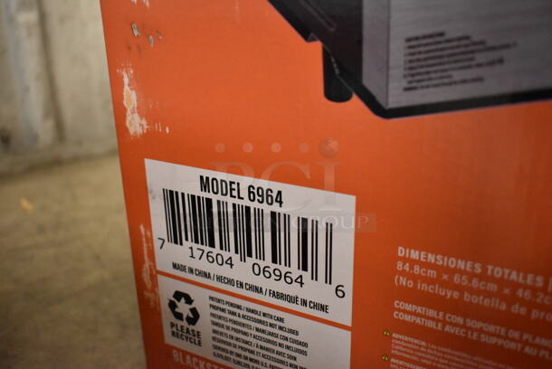 BRAND NEW IN BOX! Blackstone 6964 Portable Pizza Oven.  - Image 4 of 4