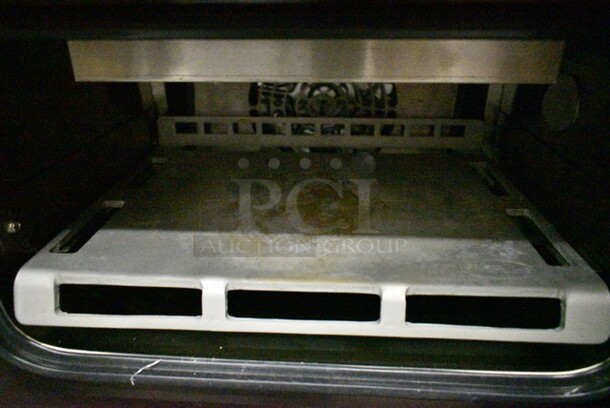 BRAND NEW SCRATCH AND DENT! 2024 Cadco VK-120 Stainless Steel Commercial Countertop Electric Powered Convection Oven. 120 Volts, 1 Phase. Tested and Working! - Image 7 of 9