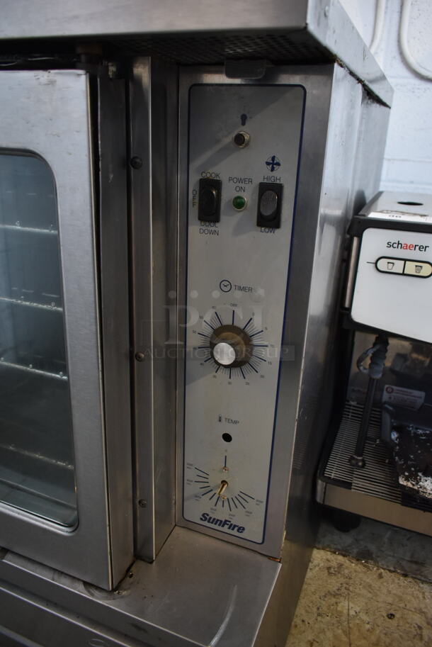 Garland SunFire Stainless Steel Commercial Countertop Natural Gas Powered Full Size Convection Oven w/ View Through Doors, Metal Oven Racks and Thermostatic Controls. - Image 4 of 7