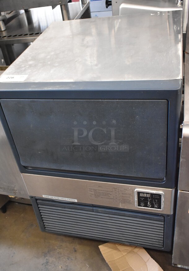 Blue Ice Stainless Steel Commercial Self Contained Ice Machine. 115 Volts, 1 Phase. - Item #1116627
