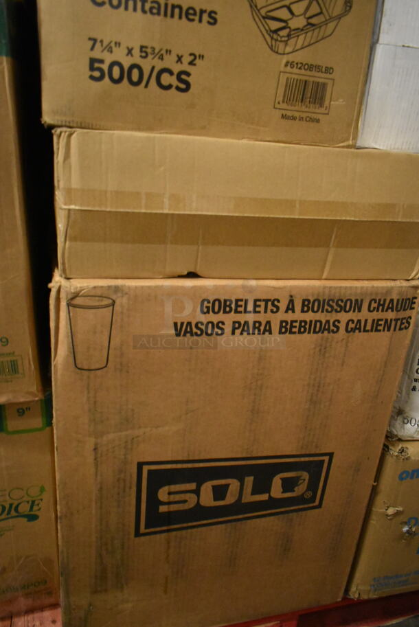 PALLET LOT of 35 BRAND NEW Boxes Including 795PTOKFT2 Choice 7 3/4" x 5 1/2" x 2" Kraft Microwavable Folded Paper #2 Take-Out Container - 200/Case, 5 Box 395RP09 EcoChoice Compostable Sugarcane, 966TALLFLDN Choice Kraft Natural Tall-Fold 6" x 13" Dispenser Napkin - 8000/Case, 612OB15LBD Choice 1.5 lb. Oblong Deep Foil Take-Out Container - 500/Case, 347RPBD10WHS PLATE 10" WH/SLV BAND 120 SILVER VISIONS, 130CLKFSNSPH Visions 10" White Plastic Plate with Silver Bands - 120/Case, 500TW7 Choice 7 oz. Translucent Thin Wall Plastic Cold Cup - 2500/Case, 5002DNAP Choice White 2-Ply Dinner Napkin 17" x 15" - 3000/Case, 2 Box 394365L Noble Products Powder-Free Disposable Clear Vinyl Gloves for Foodservice - Large - 1000/Case. 35 Times Your Bid! - Image 7 of 12