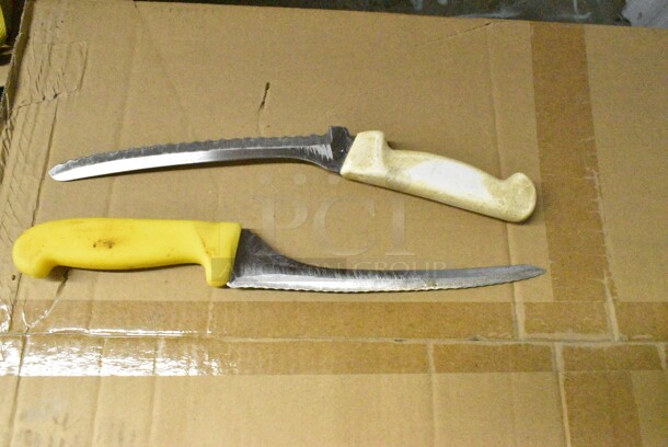 40 SHARPENED Stainless Steel Knives Including Serrated Bread Knives. 40 Times Your Bid!  - Image 6 of 6