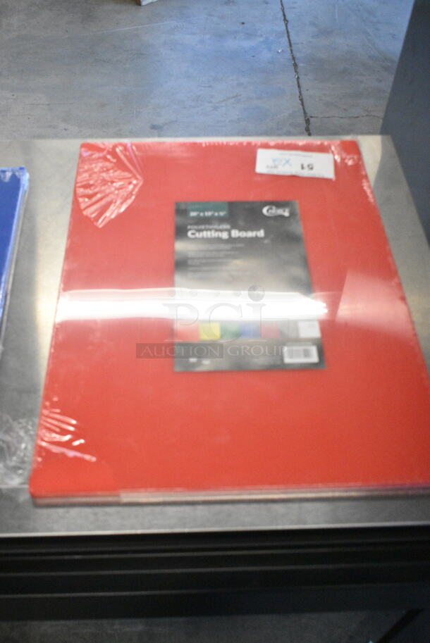 2 BRAND NEW SCRATCH AND DENT! Items Including 40720155BL BOARD CUT 20X15X.5 BLUE POLY, CHOICE, 40720155RD Choice 20" x 15" x 1/2" Red Polyethylene Cutting Board. 2 Times Your Bid!  - Image 3 of 5