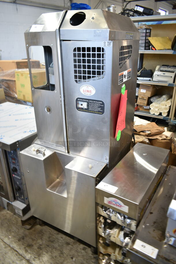 Fresh N Squeeze POS-1 Stainless Steel Commercial Floor Style Automatic Citrus Juicer on Commercial Casters. 120 Volts, 1 Phase. Tested and Working! - Image 5 of 9