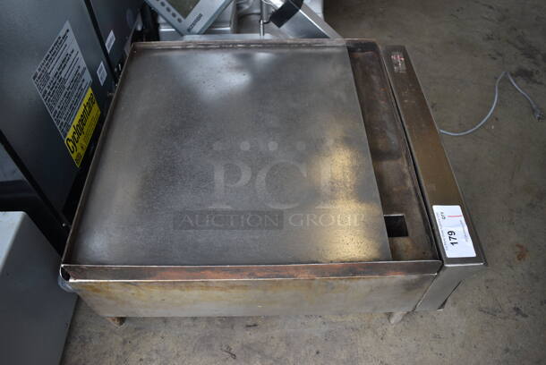 Dynamic Cooking Systems Stainless Steel Commercial Countertop Natural Gas Powered Flat Top Griddle. 24x27x12.5 - Image 7 of 7