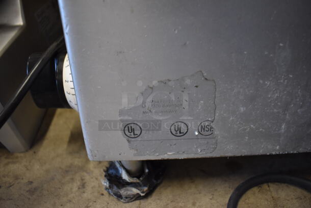 Bizerba Stainless Steel Commercial Countertop Meat Slicer. 120 Volts, 1 Phase. 30x24x24. Tested and Working! - Image 5 of 5